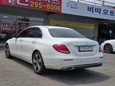 Mercedes-Benz E-Class 2017, 87186 км, за 12143.89 USD