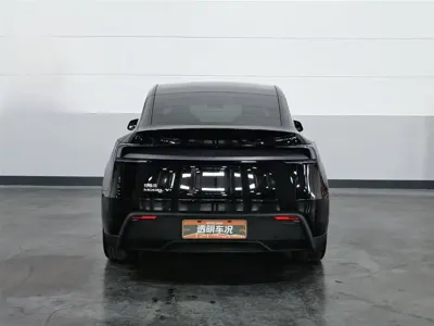 Tesla Model Y 2025, 13200 км, за 35446.63 USD