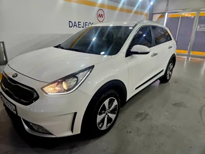 Kia Niro 2018, 103850 км, за 8326.84 USD