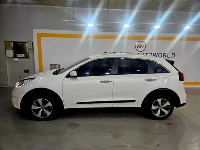 Kia Niro 2018, 103850 км, за 8326.84 USD