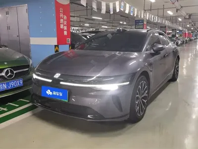 Zeekr 极氪007GT · 2025 год