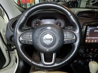 Jeep Renegade 2018, 61555 км, за 9386.9 USD - фото 8