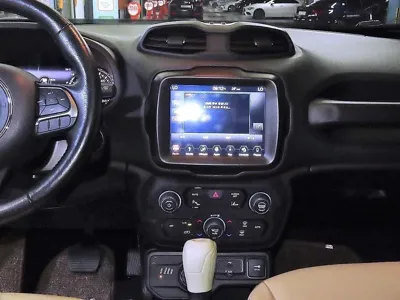 Jeep Renegade 2018, 61555 км, за 9386.9 USD - фото 11