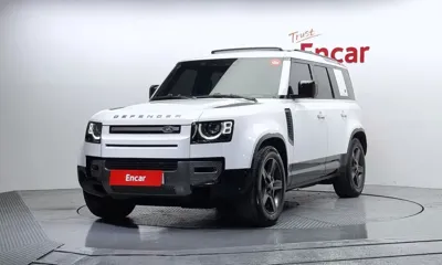 Land Rover Defender · 2022 год