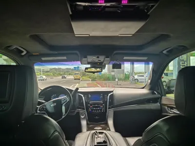 Cadillac Escalade 2017, 179081 км, за 24437.07 USD - фото 9