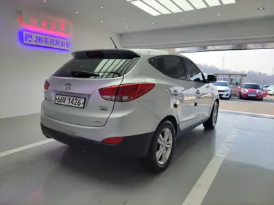 Hyundai Tucson 2013, 203993 км, за 2973.24 USD