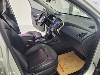 Hyundai Tucson 2013, 203993 км, за 2973.24 USD - фото 13
