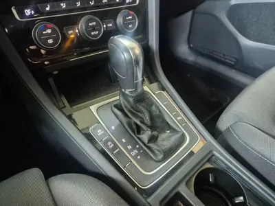 Volkswagen Golf 2013, 177999 км, за 4529.34 USD - фото 9