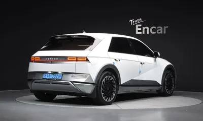 Hyundai Ioniq5 2022, 56749 км, за 21097.86 USD