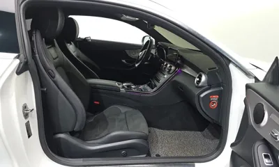 Mercedes-Benz C-Class 2021, 96438 км, за 17657.87 USD - фото 11