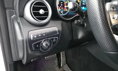 Mercedes-Benz C-Class 2021, 96438 км, за 17657.87 USD - фото 28