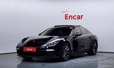 Porsche Panamera · 2018 год
