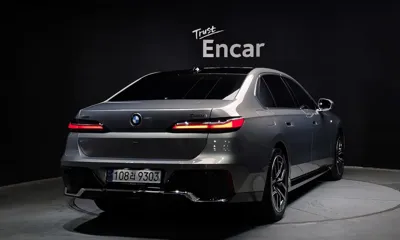 BMW 7-Series 2025, 20143 км, за 73615.67 USD