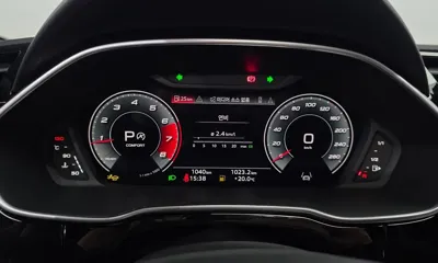 Audi Q3 2025, 1040 км, за 31836.68 USD - фото 8