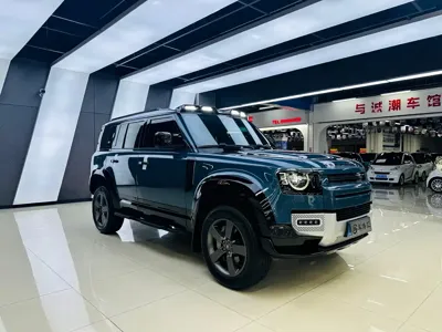 Land Rover Defender 2021, 59000 км, за 71256.61 USD