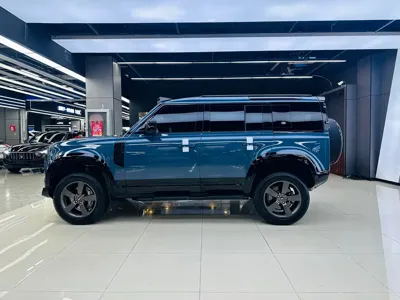 Land Rover Defender 2021, 59000 км, за 71256.61 USD - фото 8