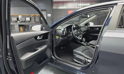 Kia K3 2019, 59218 км, за 9055.38 USD - фото 10