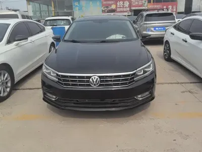 Volkswagen Passat 2019, 95200 км, за 10476.55 USD
