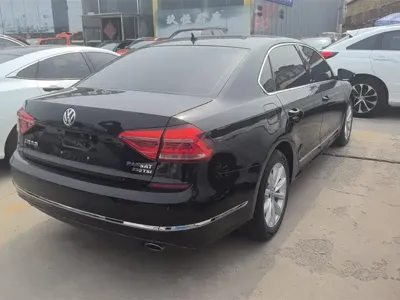 Volkswagen Passat 2019, 95200 км, за 10476.55 USD
