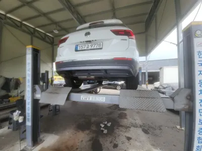 Volkswagen Tiguan 2020, 53042 км, за 17060.52 USD