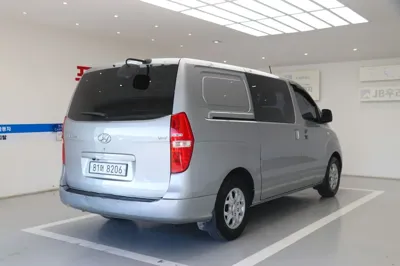 Hyundai Starex 2016, 230313 км, за 4039.09 USD