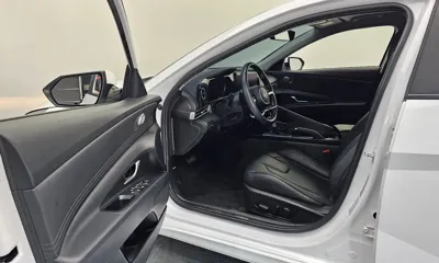 Hyundai Avante 2021, 48608 км, за 10962.32 USD - фото 10