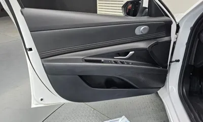 Hyundai Avante 2021, 48608 км, за 10962.32 USD - фото 24