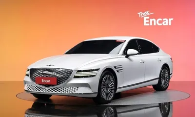 Genesis G80 · 2023 год