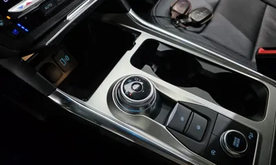 Ford Explorer 2020, 65865 км, за 18874.16 USD - фото 9