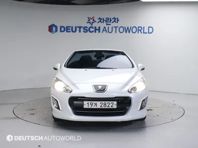 Peugeot 308 2014, 73635 км, за 9844.73 USD