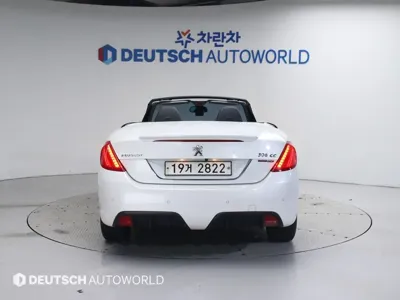 Peugeot 308 2014, 73635 км, за 9844.73 USD