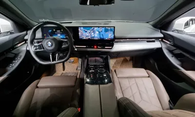 BMW 5-Series 2024, 21505 км, за 39158.91 USD - фото 7