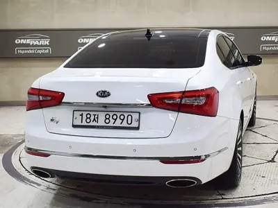 Kia K7 2014, 176260 км, за 3900.06 USD