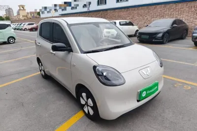 Wuling Hongguang MINIEV 2025, 10600 км, за 7092 USD