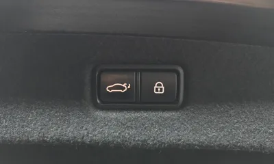 Genesis G90 2019, 97885 км, за 24960.58 USD - фото 20