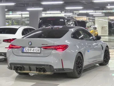 BMW M4 2023, 3800 км, за 158572.82 USD