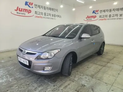 Hyundai i30 · 2011 год