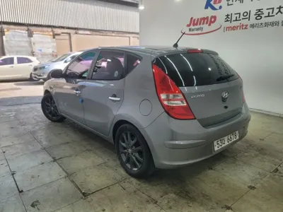 Hyundai i30 2011, 77761 км, за 2973.24 USD