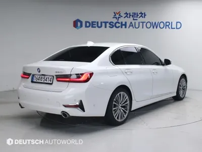 BMW 3-Series 2022, 38192 км, за 20021.01 USD