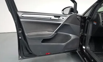 Volkswagen Golf 2016, 155078 км, за 4916.63 USD - фото 24