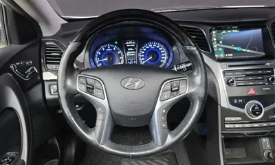 Hyundai Grandeur 2015, 161394 км, за 4757.18 USD - фото 14