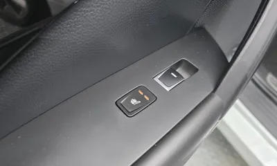 Hyundai Grandeur 2015, 161394 км, за 4757.18 USD - фото 18