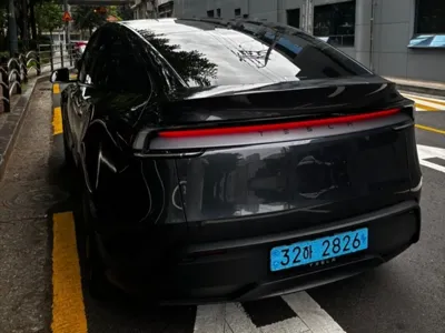 Tesla Model Y 2025, 12000 км, за 18708.15 USD - фото 6