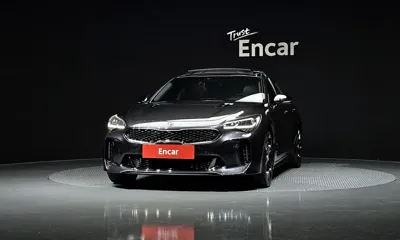 Kia Stinger 2018, 105407 км, за 9383.3 USD