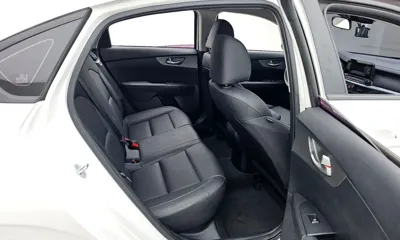 Kia K3 2021, 60420 км, за 7548.9 USD - фото 11