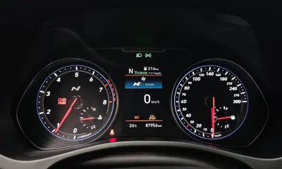Hyundai Veloster 2019, 87956 км, за 11052.57 USD - фото 8