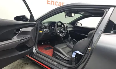 Hyundai Veloster 2019, 87956 км, за 11052.57 USD - фото 10