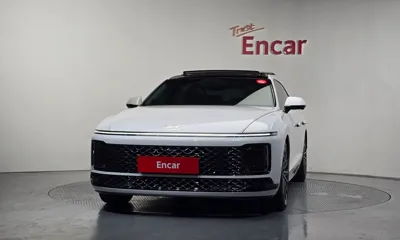 Hyundai Grandeur 2023, 30803 км, за 25696.09 USD