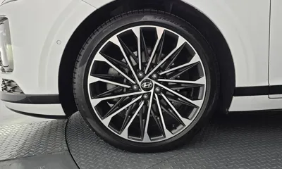Hyundai Grandeur 2023, 30803 км, за 25696.09 USD