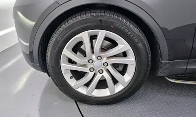 Land Rover Discovery 2017, 193109 км, за 12847.67 USD